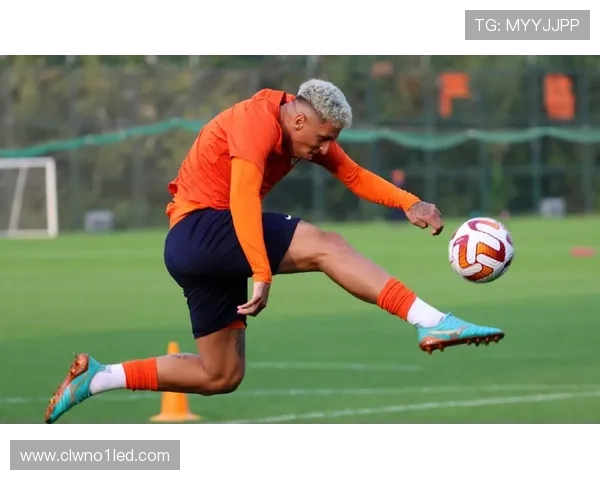 巴甲前十轮九队换帅动荡谁更险